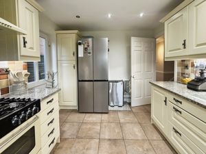 Kitchen- click for photo gallery